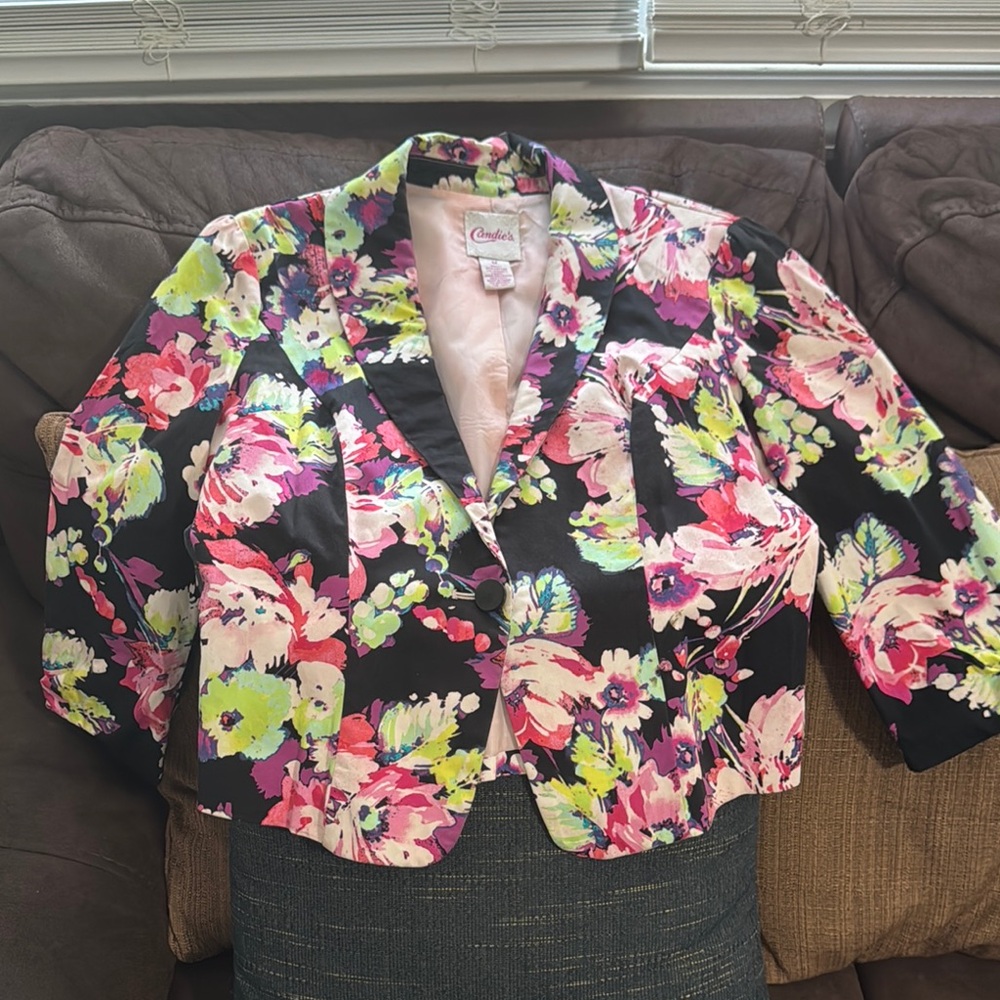 Candie's | Black and Pink Floral Collar Blazer size M